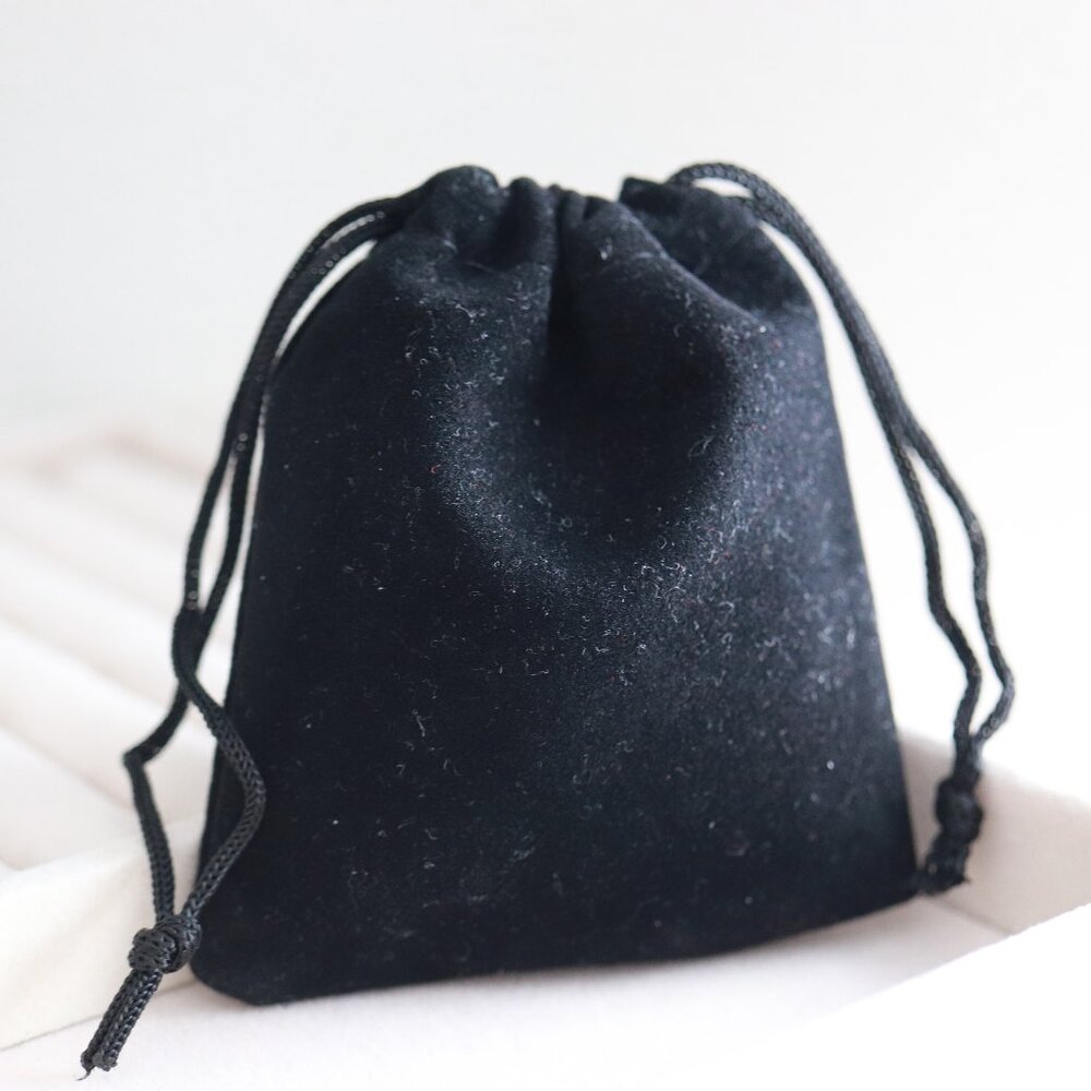 Jewelry Gift/Dust Bag Black Velvet Drawstring